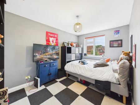 4 bedroom Detached house for sale in Oakfield Road, Tadley, RG26