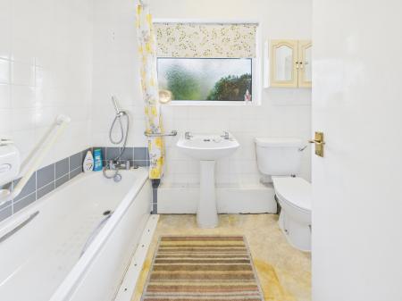 3 bedroom Detached bungalow for sale in Wolverton Road, Baughurst, RG26