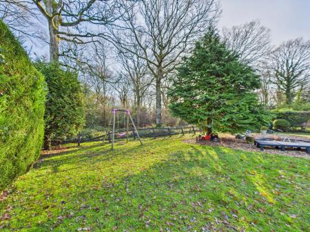 3 bedroom Detached bungalow for sale in Wolverton Road, Baughurst, RG26