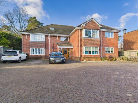 Heath End Road, Tadley, RG26