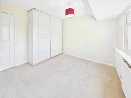 3 bedroom Terraced House for sale in West Street, Tadley, RG26