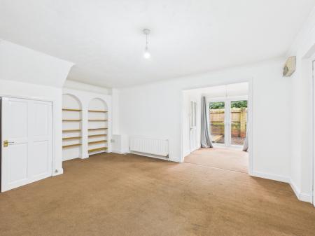 3 bedroom End of terrace house for sale in Monkswood Crescent, Tadley, RG26
