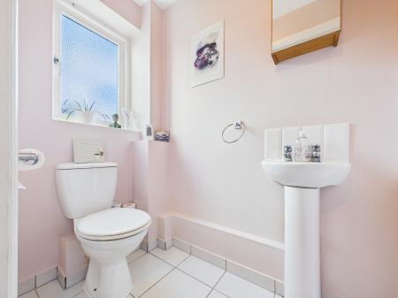 2 bedroom End of terrace house for sale in Fighting Cocks Place, Tadley, RG26
