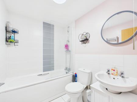 2 bedroom End of terrace house for sale in Fighting Cocks Place, Tadley, RG26