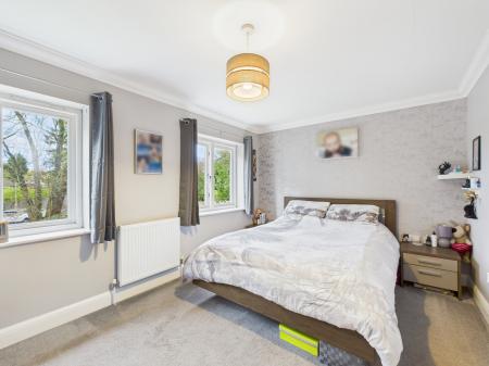 2 bedroom End of terrace house for sale in Fighting Cocks Place, Tadley, RG26