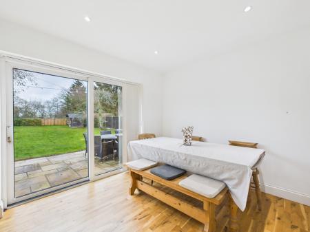 4 bedroom Detached house for sale in Bramley Road, Pamber End, RG26