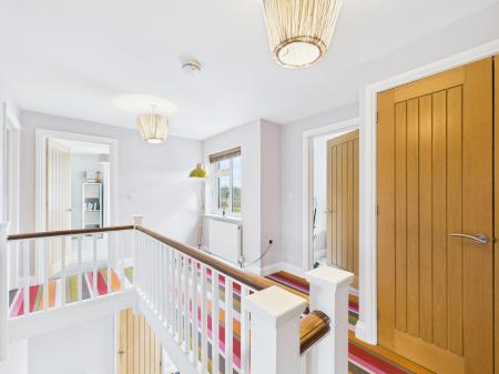 4 bedroom Detached house for sale in Bramley Road, Pamber End, RG26