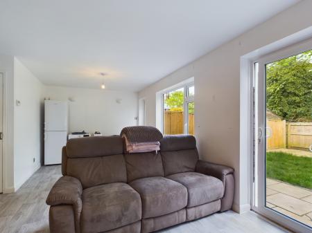 3 bedroom Terraced House to let in Barlows Road, Gutteridge Lane, Tadley, RG26