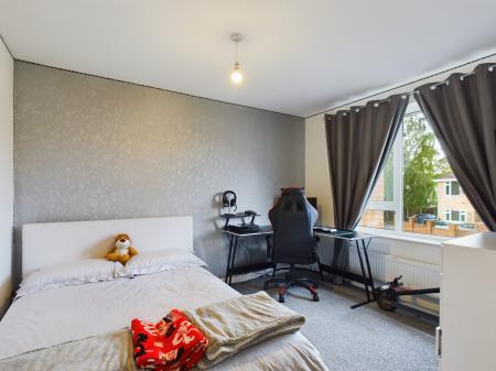 3 bedroom Terraced House to let in Barlows Road, Gutteridge Lane, Tadley, RG26