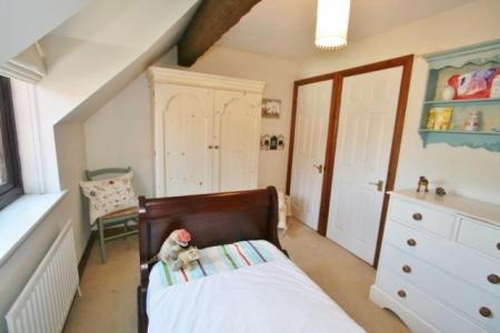 4 bedroom Detached house to let in Romans Gate, Tadley, RG26