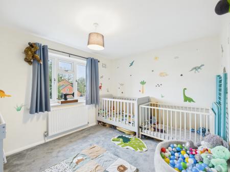 4 bedroom Terraced House for sale in Huntsmoor Road, Tadley, RG26