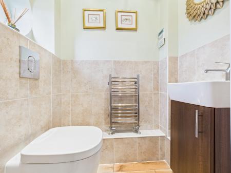 4 bedroom Detached house for sale in The Mews, Bramley, RG26