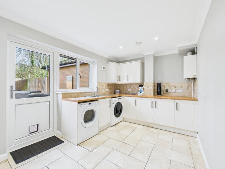 4 bedroom Detached house for sale in The Mews, Bramley, RG26