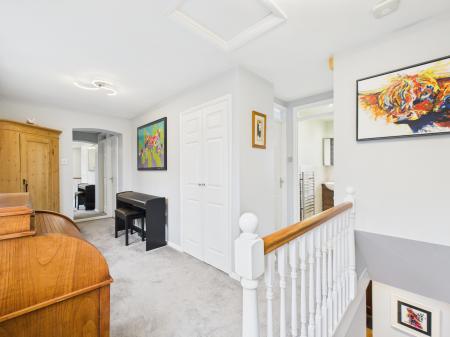 4 bedroom Detached house for sale in The Mews, Bramley, RG26