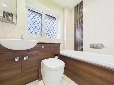 4 bedroom Detached house for sale in The Mews, Bramley, RG26