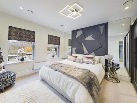 4 bedroom Detached house to let in Sandy Lane, Pamber Heath, RG26