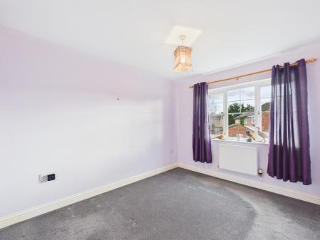 3 bedroom Terraced House to let in Besom Court, Tadley, RG26