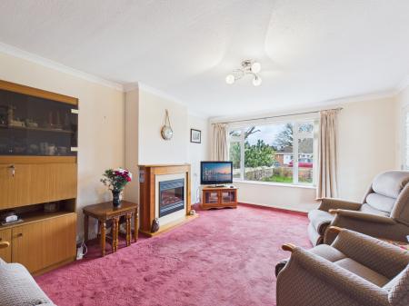 2 bedroom Semi-detached bungalow for sale in Swains Road, Tadley, RG26