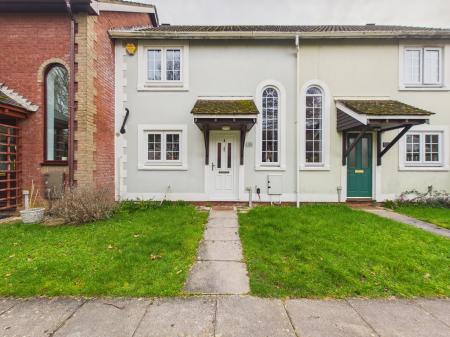 Pond Road, Bramley, RG26