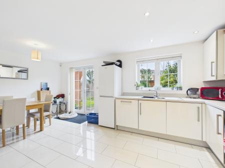 4 bedroom Semi-detached house for sale in Royal Gardens, Tadley, RG26