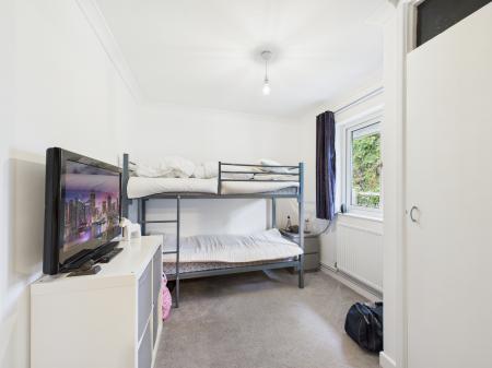 5 bedroom Bungalow for sale in New Road, Little London, RG26