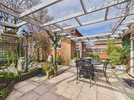 3 bedroom Semi-detached bungalow for sale in Swains Road, Tadley, RG26