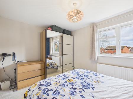 2 bedroom Semi-detached house for sale in Farringdon Way, Tadley, RG26