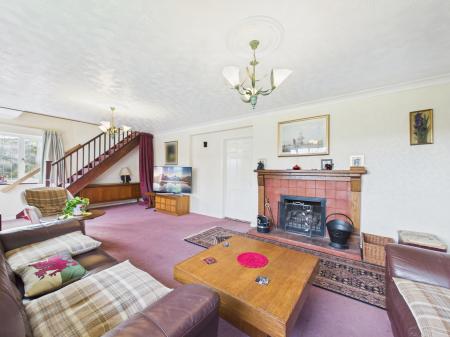 5 bedroom Detached house for sale in Pound Green, Baughurst, RG26