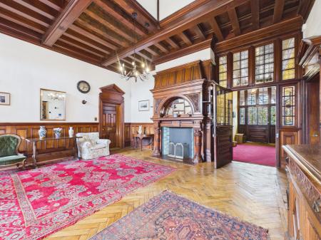 1 bedroom Flat for sale in Bucklebury Place, Bucklebury, RG7