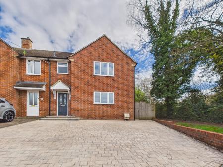 Whitedown Road, Tadley, RG26