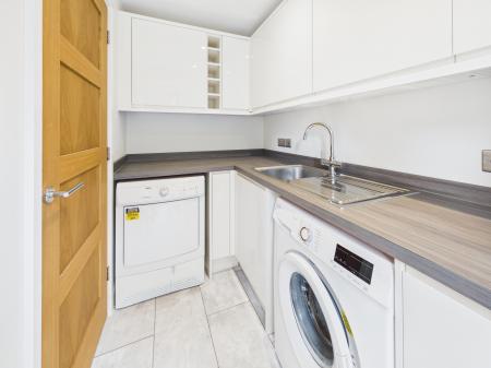 3 bedroom End of terrace house to let in Whitedown Road, Tadley, RG26