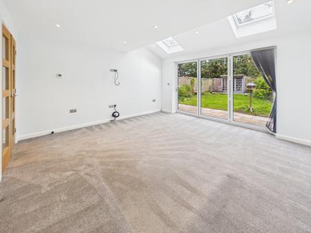 3 bedroom End of terrace house to let in Whitedown Road, Tadley, RG26