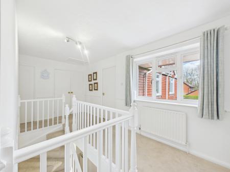 5 bedroom Detached house for sale in Bramley Green Road, Bramley, RG26