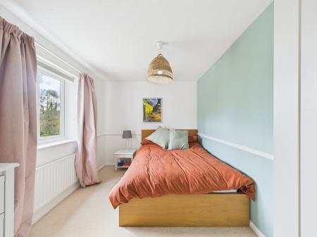 5 bedroom Detached house for sale in Bramley Green Road, Bramley, RG26