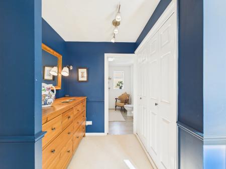 5 bedroom Detached house for sale in Bramley Green Road, Bramley, RG26