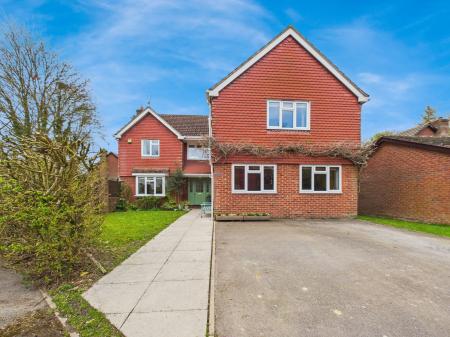 Bramley Green Road, Bramley, RG26