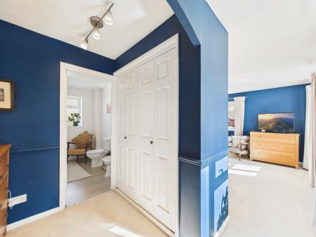 5 bedroom Detached house for sale in Bramley Green Road, Bramley, RG26