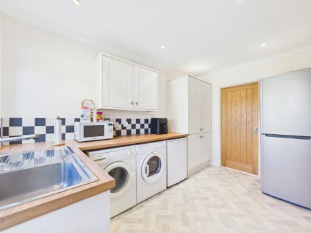 4 bedroom Detached bungalow for sale in Church Lane, Reading, RG7