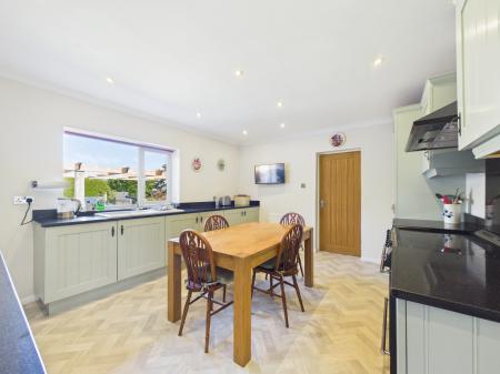 4 bedroom Detached bungalow for sale in Church Lane, Reading, RG7