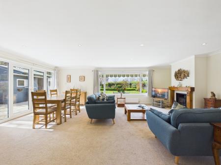 4 bedroom Detached bungalow for sale in Church Lane, Reading, RG7