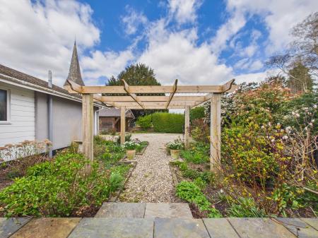 4 bedroom Detached bungalow for sale in Church Lane, Reading, RG7