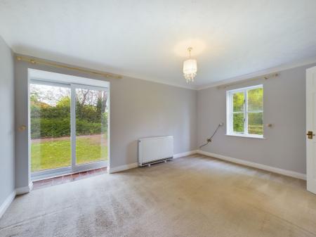 1 bedroom Flat to let in Christy Court, Tadley, RG26