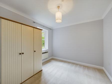 1 bedroom Flat to let in Christy Court, Tadley, RG26