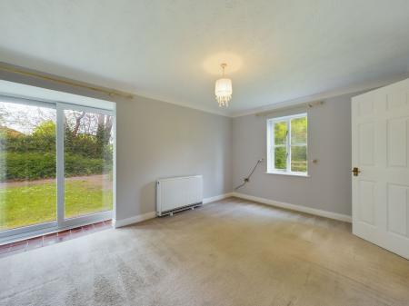 1 bedroom Flat to let in Christy Court, Tadley, RG26