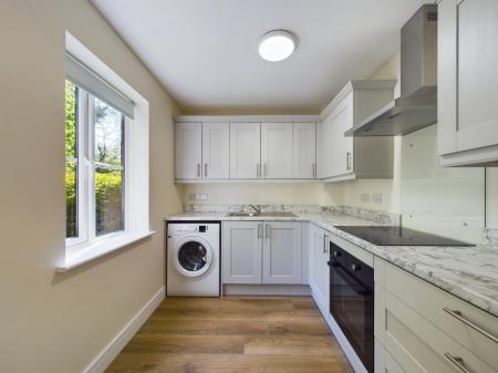 2 bedroom Ground floor flat to let in Christy Court, Tadley, RG26