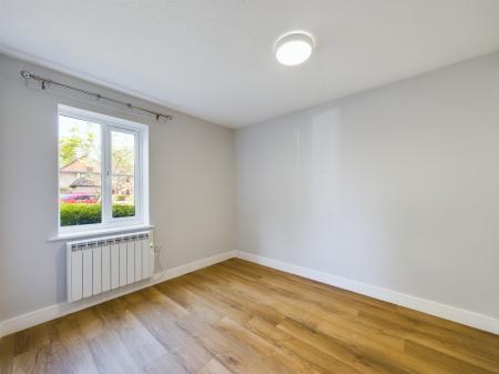 2 bedroom Ground floor flat to let in Christy Court, Tadley, RG26