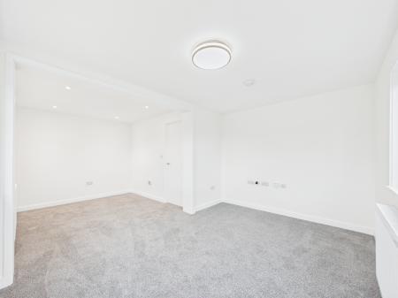 2 bedroom Park home for sale in SherfieldonLoddon, Hook, RG27