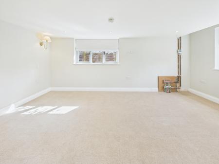 1 bedroom Detached bungalow for sale in West Street, Tadley, RG26