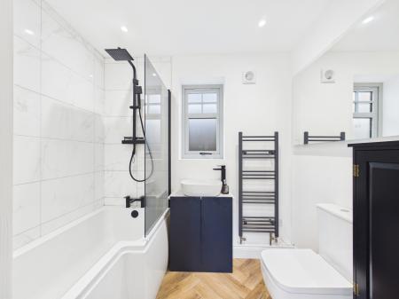 1 bedroom Detached bungalow for sale in West Street, Tadley, RG26