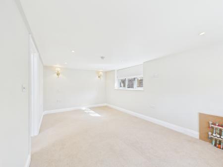 1 bedroom Detached bungalow for sale in West Street, Tadley, RG26